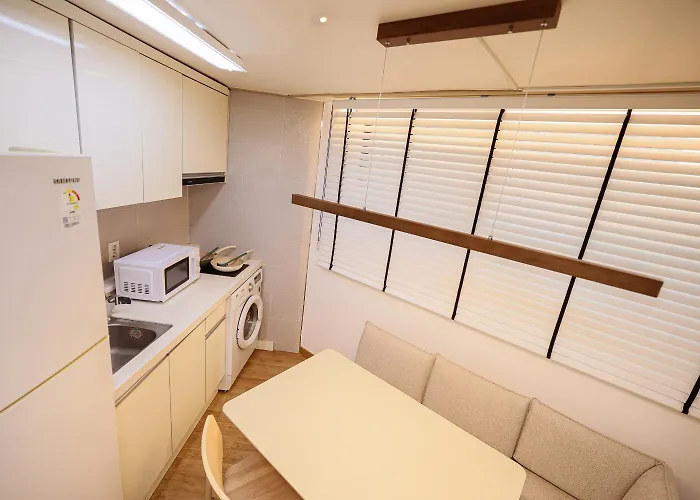 Shindang Cozy Stay, 5min Walk To Sangwangsimni Station, Fully Equipped 2-room, Near Sindang & Dongdaemun ソウル特別市
